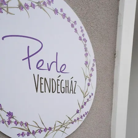 Perle Vendeghaz * Kesztolc