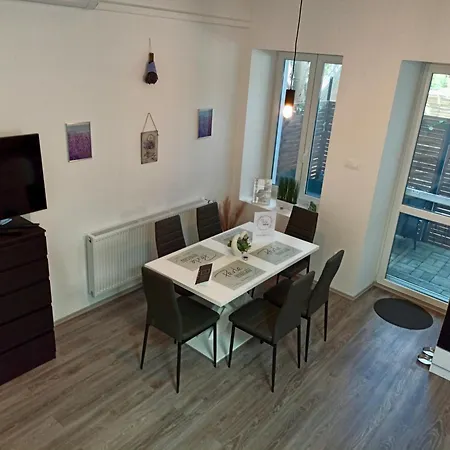 Apartment Perle Vendeghaz *